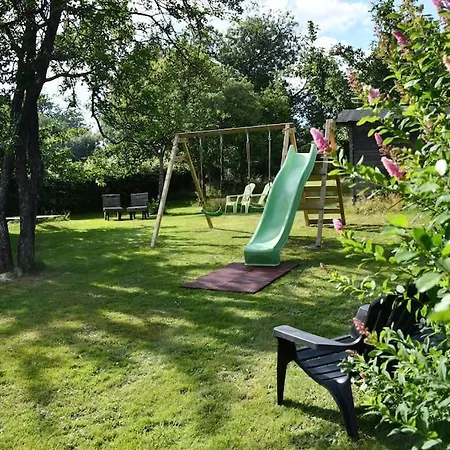 Confort Au Coeur Du Parc National De La Vallee De La Semois Feriehus